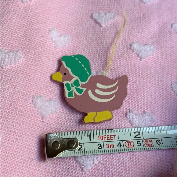 1.5” duck wearing bonet Easter tree ornament Vtg - Picture 6 of 8